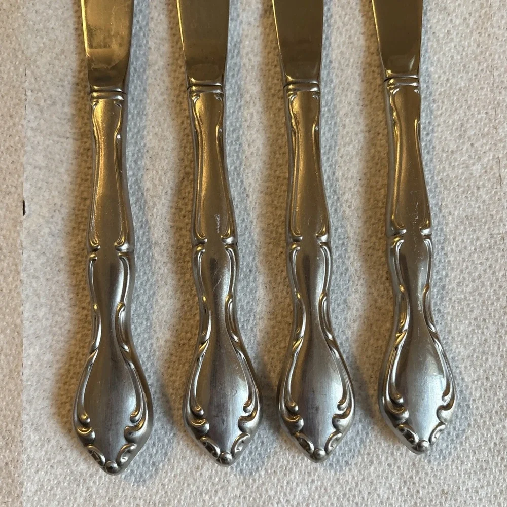 Oneida Community CANTATA Stainless Lot of 4 Knives Flatware 9 inch